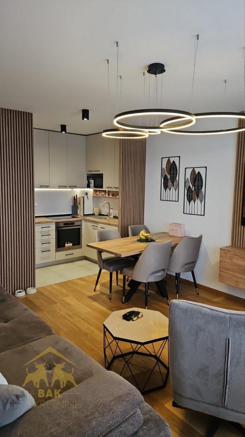 Četvorosoban stan, 80 m², Nova Detelinara, Novi Sad, 5/6