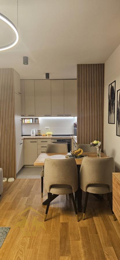 Četvorosoban stan, 80 m², Nova Detelinara, Novi Sad, 5/6