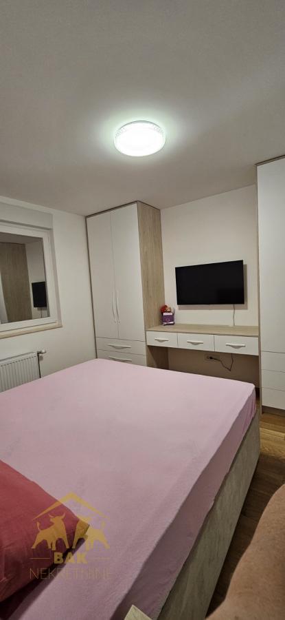 Četvorosoban stan, 80 m², Nova Detelinara, Novi Sad, 5/6