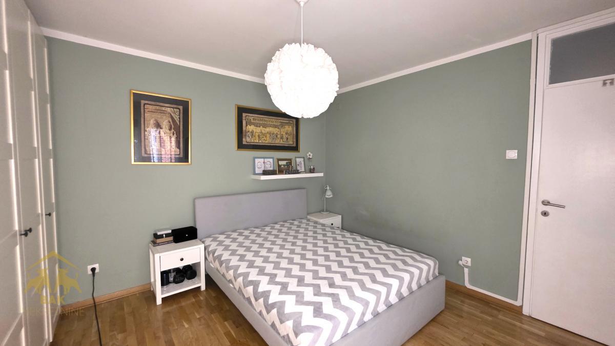 Četvorosoban stan na Novom Naselju, Bulevar Jovana Dučića