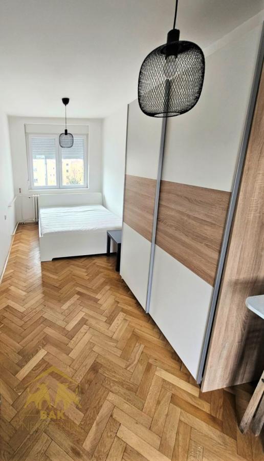 Odličan dvosoban stan u Vase Stajića sa ogromnom panoramskom terasom