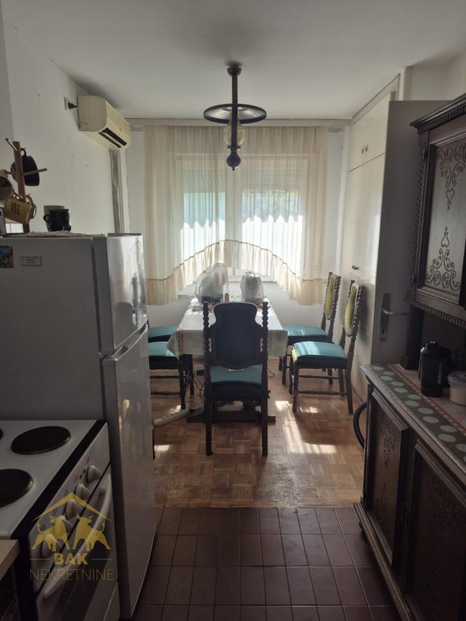 Dvosoban stan na Novom Naselju