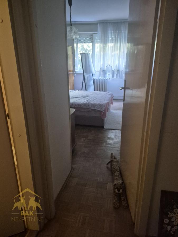 Dvosoban stan na Novom Naselju