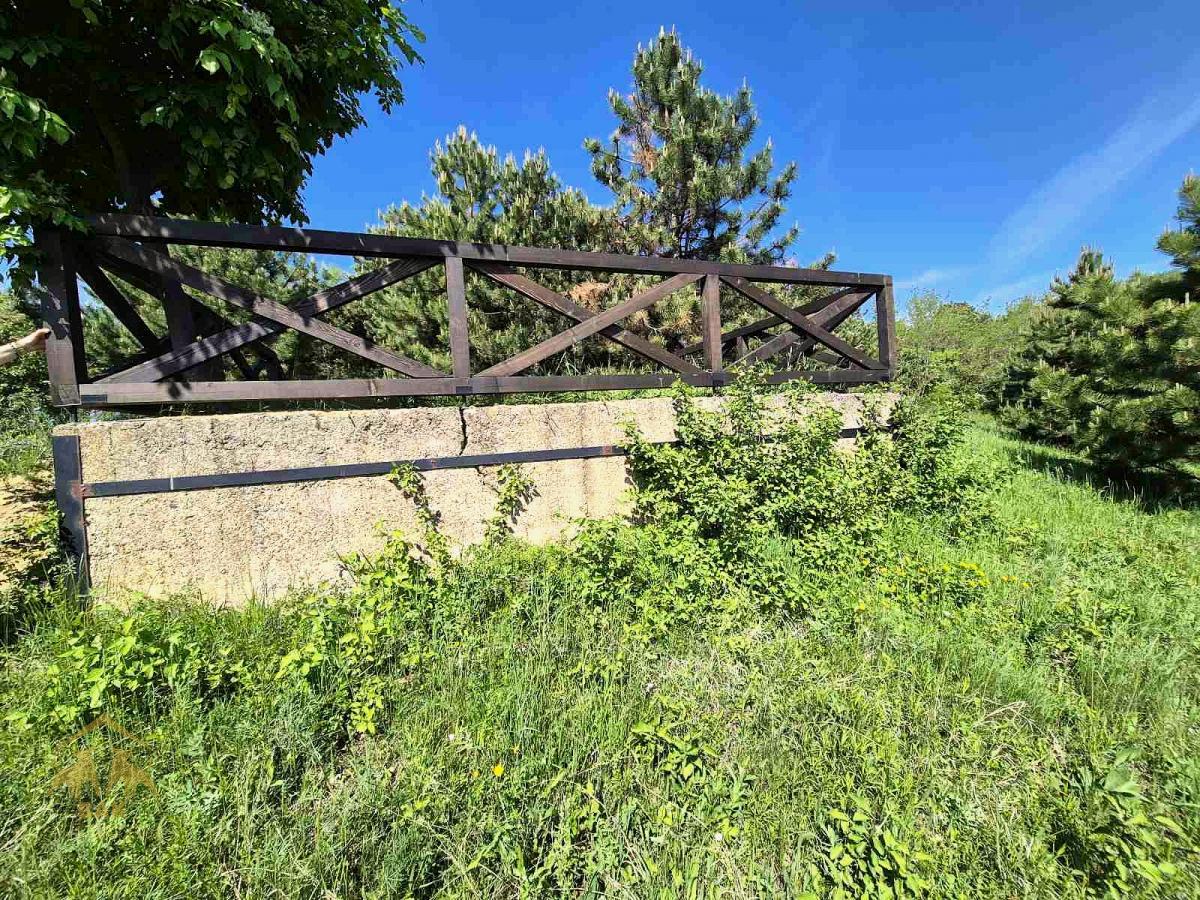 Ekskluzivno građevinsko zemljište sa vidikovcem i projektom A-Frame vikendice – investicija iz snova!