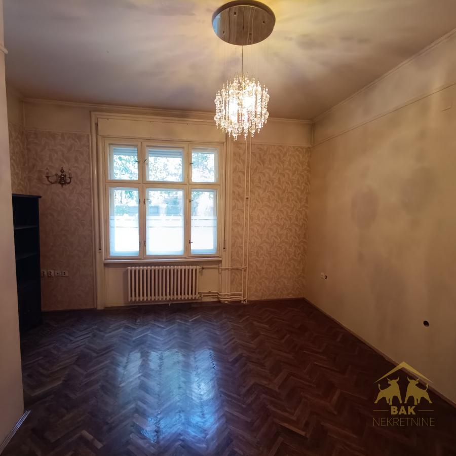 Fenomenalan poslovni prostor u Starom Gradu