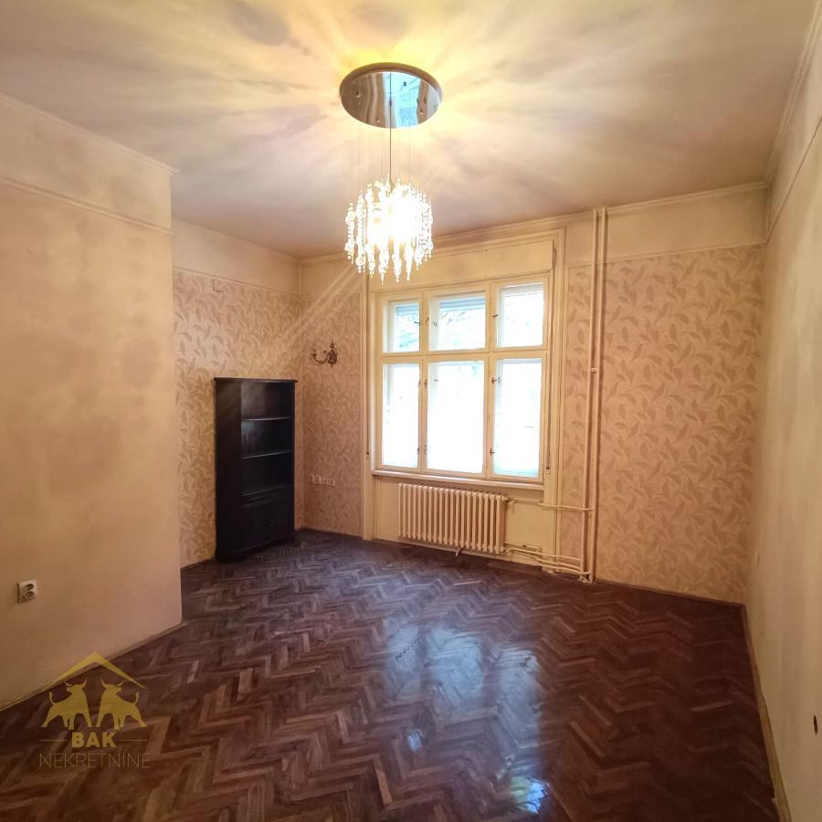Fenomenalan poslovni prostor u Starom Gradu