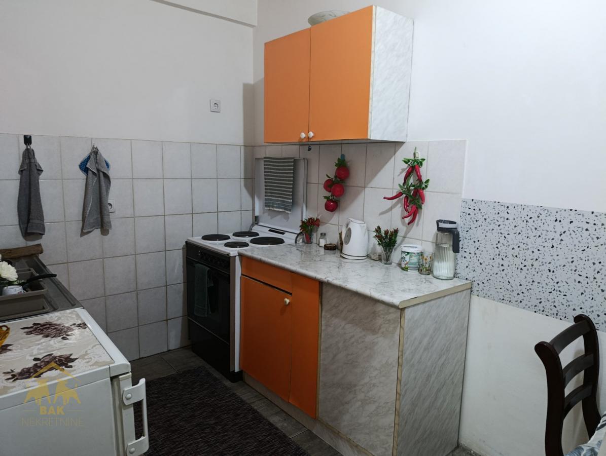 Funkcionalan jednosoban stan na Bulevaru kod Futoške pijace