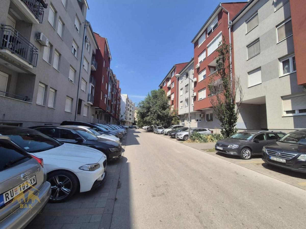 Garaza-za-iznajmljivanje-na-Podbari-u-blizini-Temerinske-ulice-13 Garaža za iznajmljivanje na Podbari u blizini Temerinske ulice