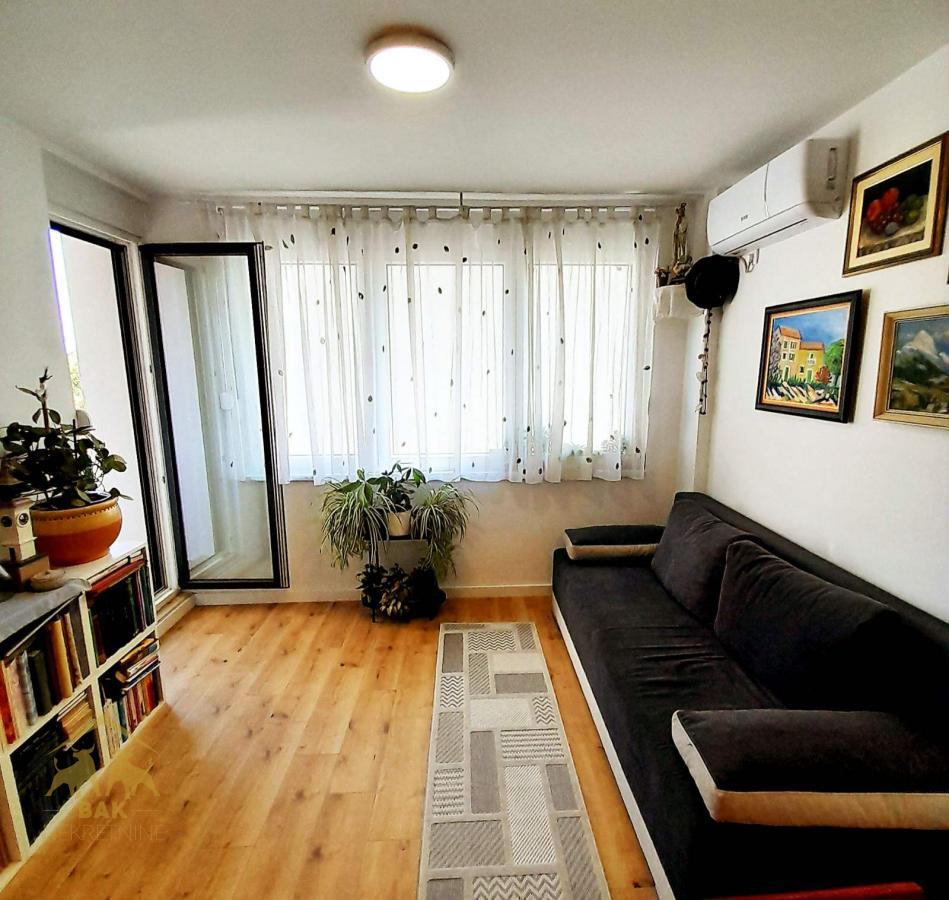 Jednoiposoban stan 34 m², Adice, Novi Sad