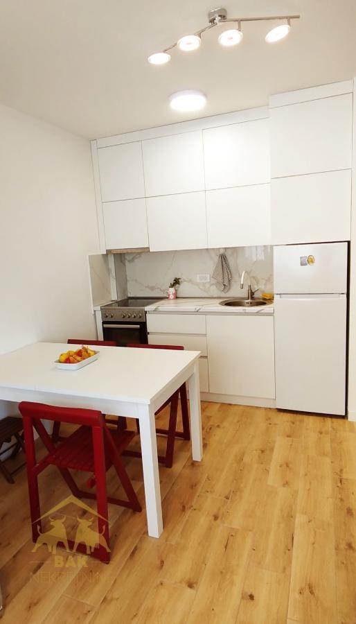Jednoiposoban stan 34 m², Adice, Novi Sad