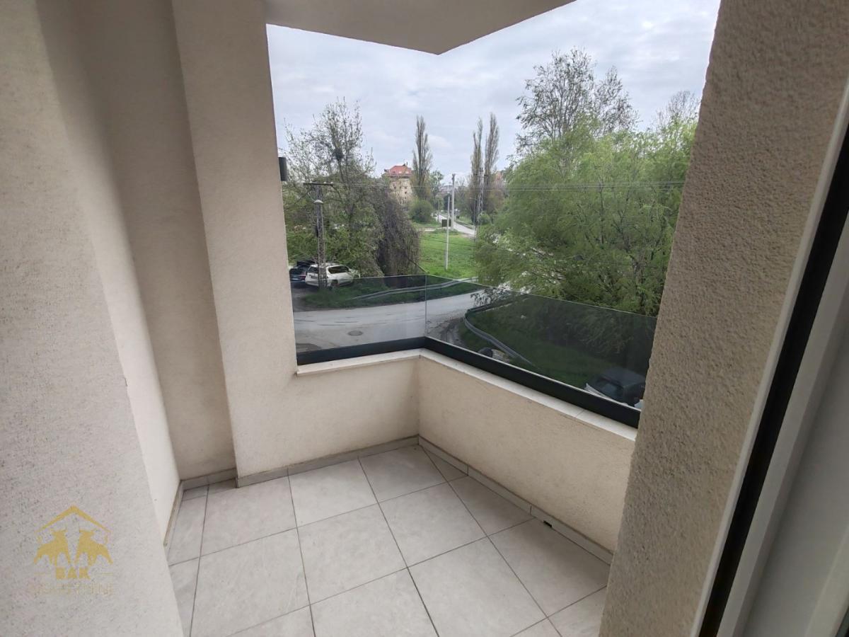 Jednoiposoban stan iza Lidla na Limanu
