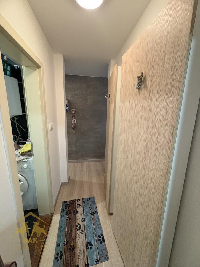 Jednoiposoban stan na Adicama