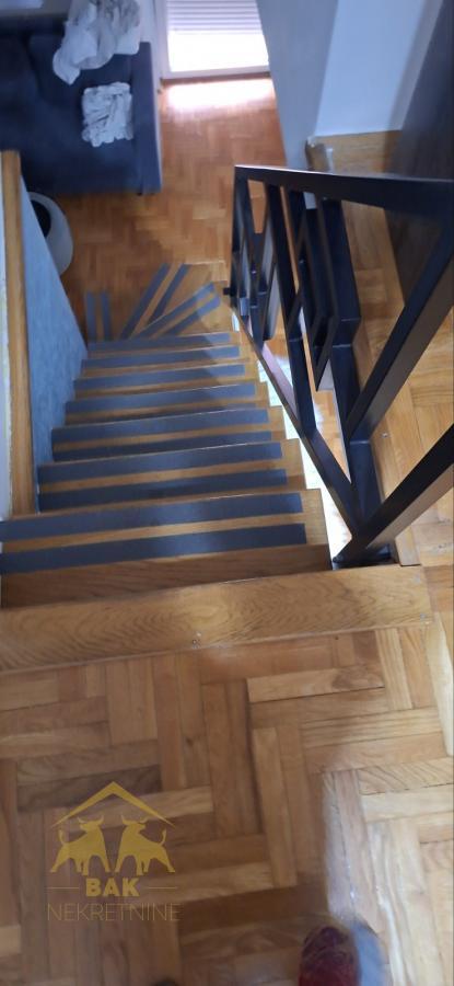 Komforan dvosoban duplex u Miše Dimitrijevića
