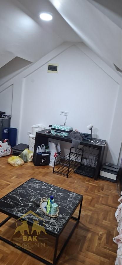 Komforan dvosoban duplex u Miše Dimitrijevića