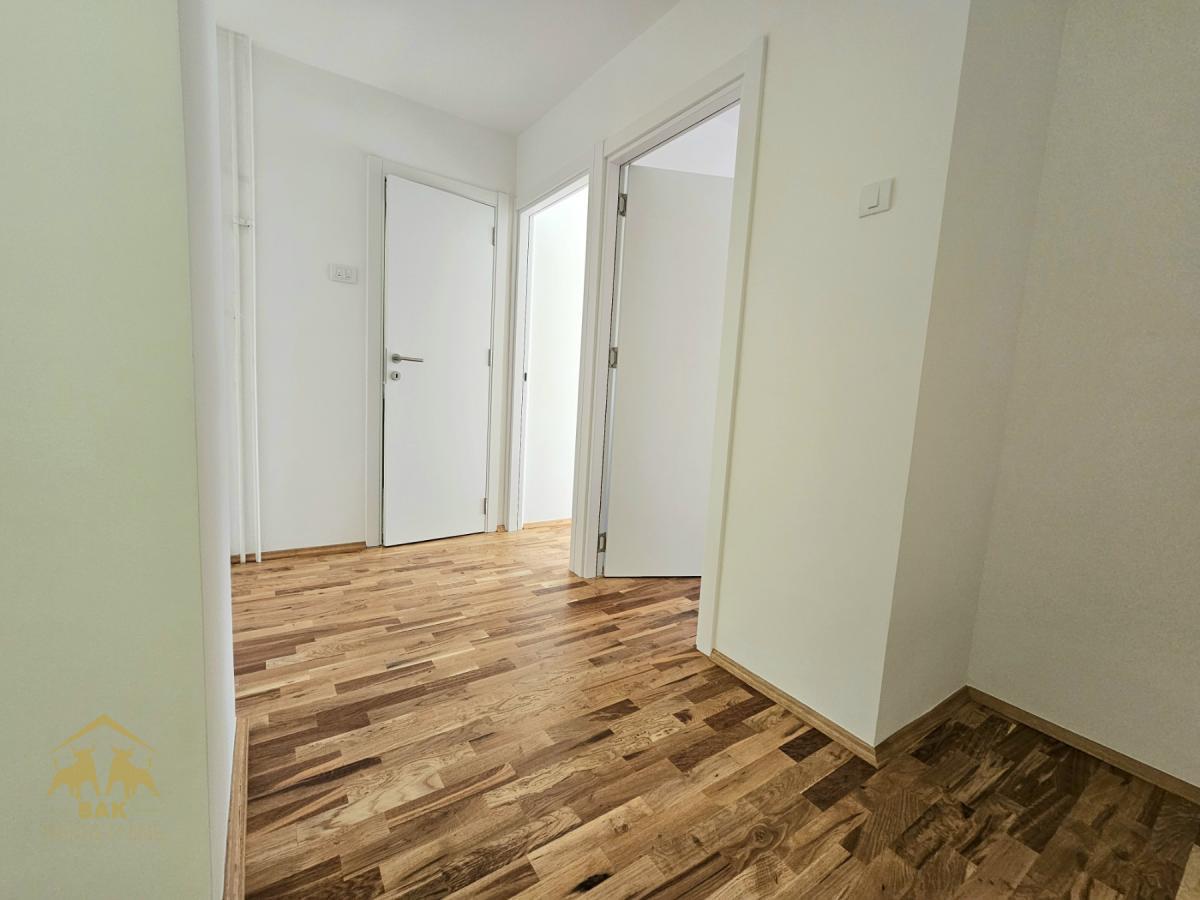 Komforan-trosoban-stan-na-Novom-Naselju-3 Komforan trosoban stan na Novom Naselju
