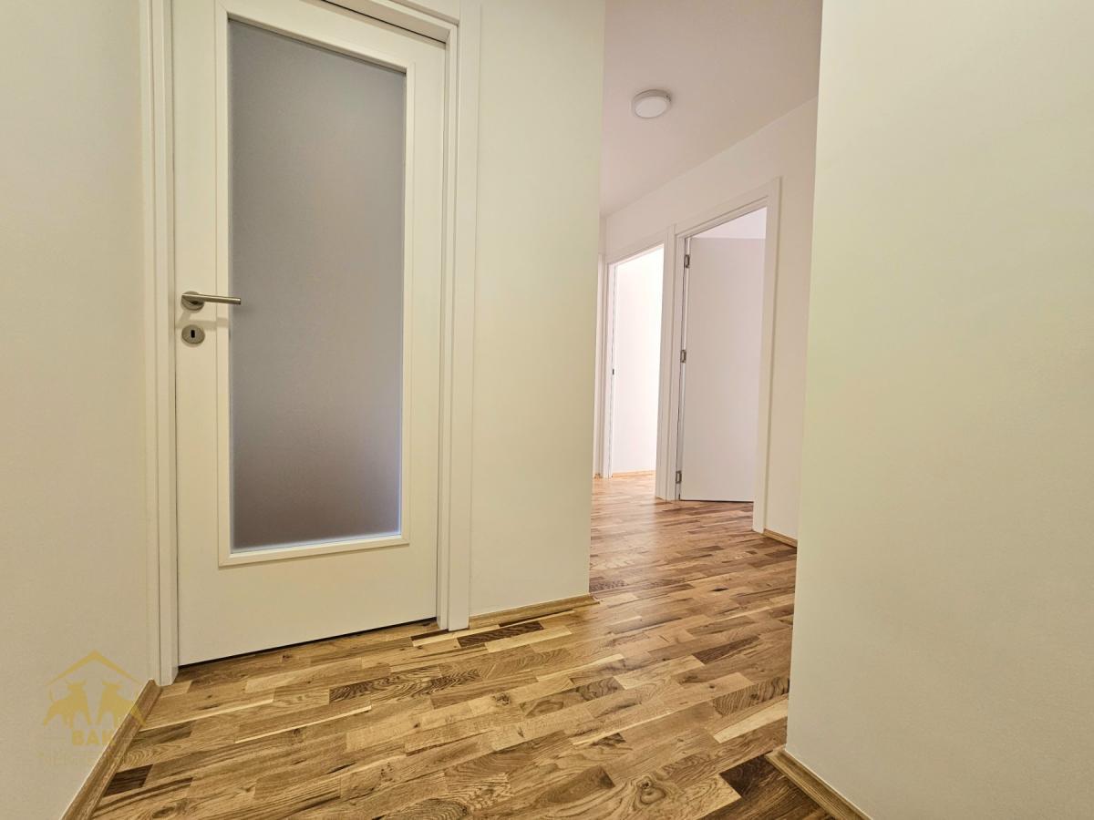 Komforan-trosoban-stan-na-Novom-Naselju-7 Komforan trosoban stan na Novom Naselju
