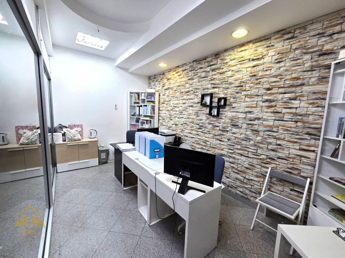 Lokal-za-izdavanje-Centar-Novi-Sad-3 Lokal za izdavanje – Centar Novi Sad