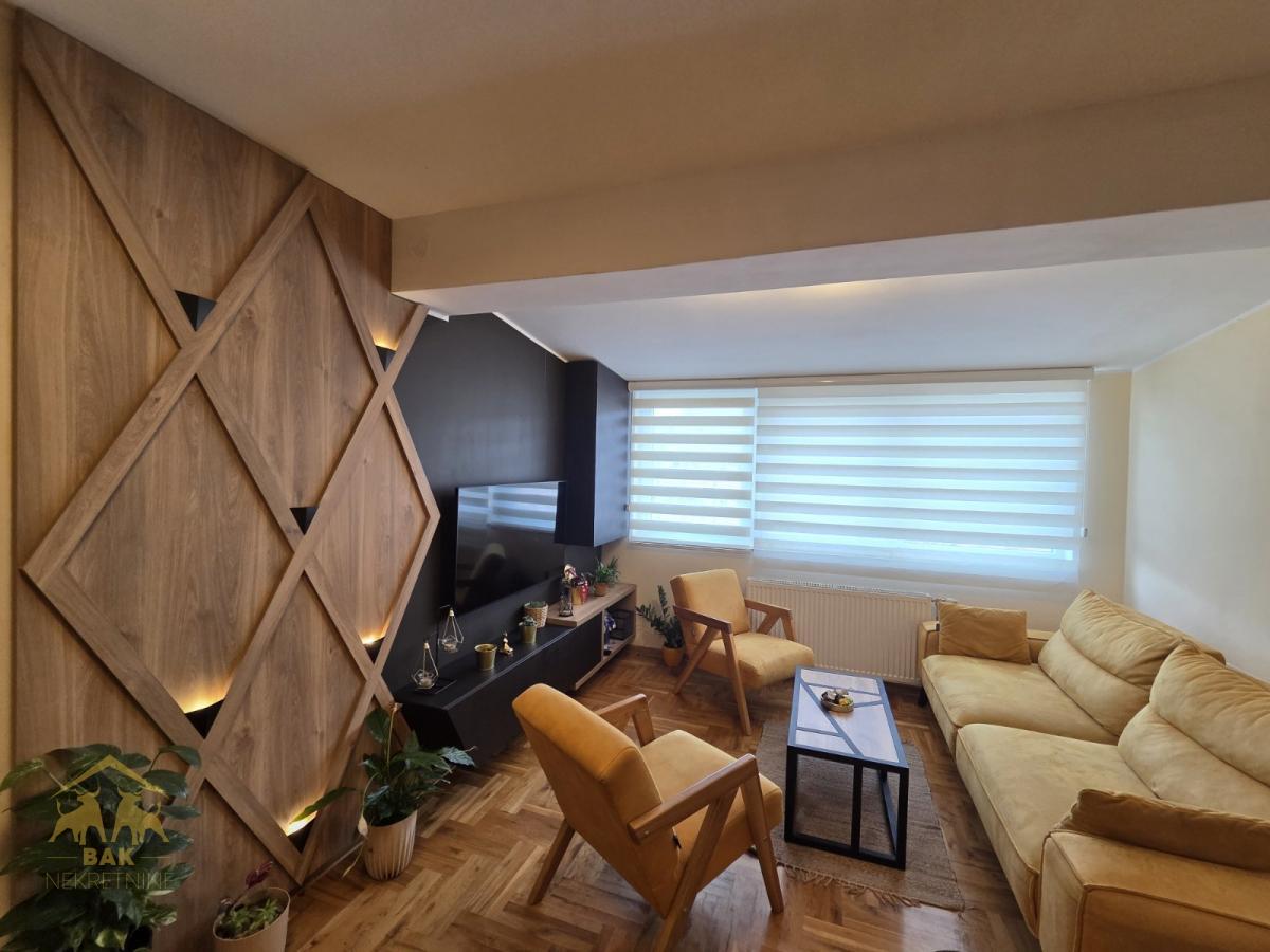 Lux-cetvorosoban-duplex-na-Novoj-Detelinari-1 Lux četvorosoban duplex na Novoj Detelinari