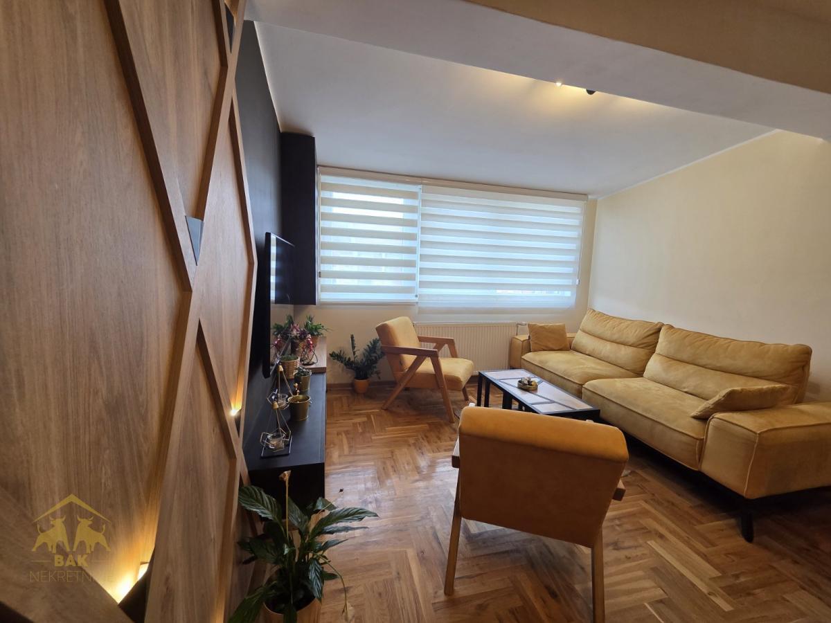 Lux-cetvorosoban-duplex-na-Novoj-Detelinari-14 Lux četvorosoban duplex na Novoj Detelinari