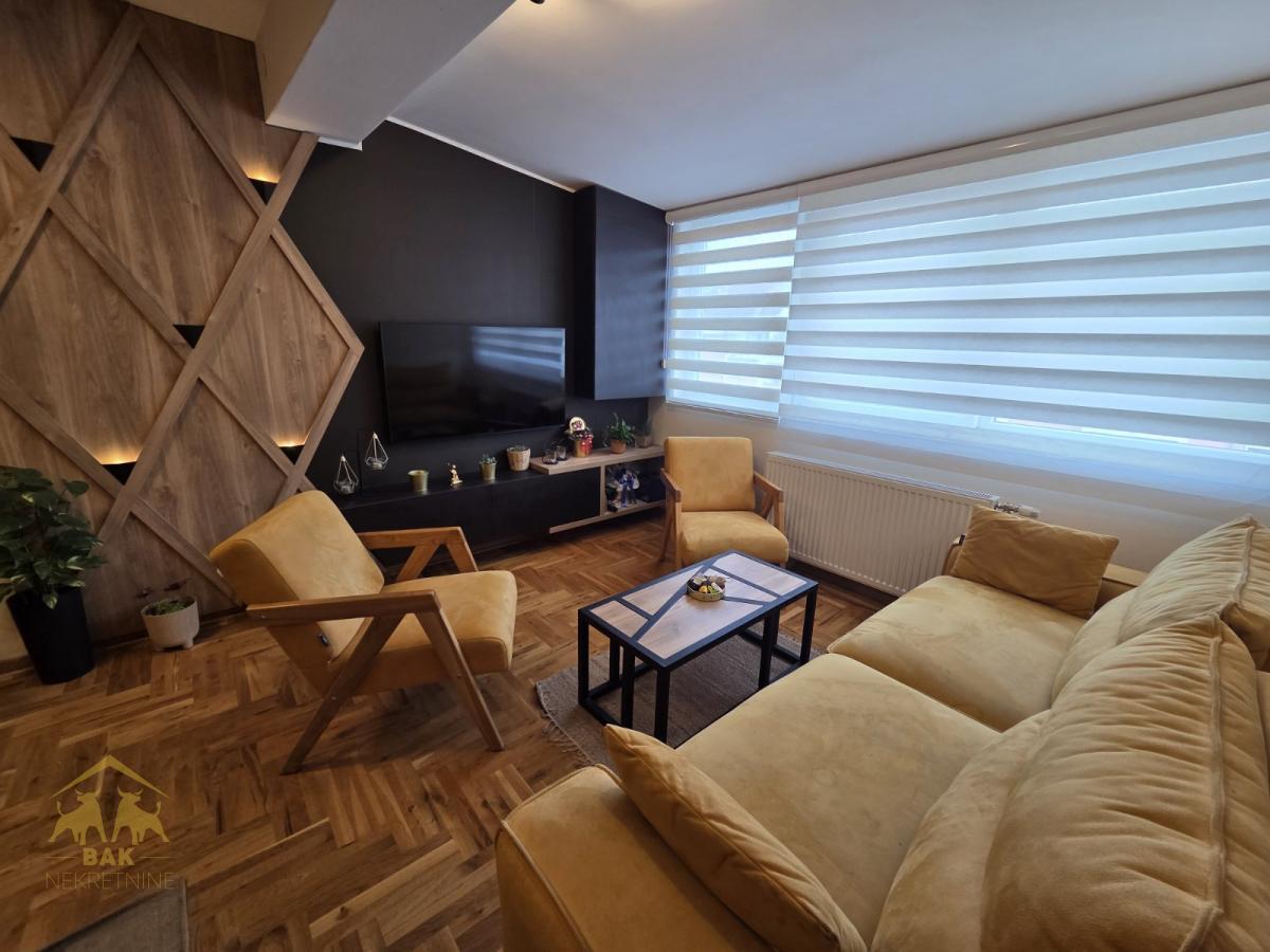 Lux-cetvorosoban-duplex-na-Novoj-Detelinari-3 Lux četvorosoban duplex na Novoj Detelinari
