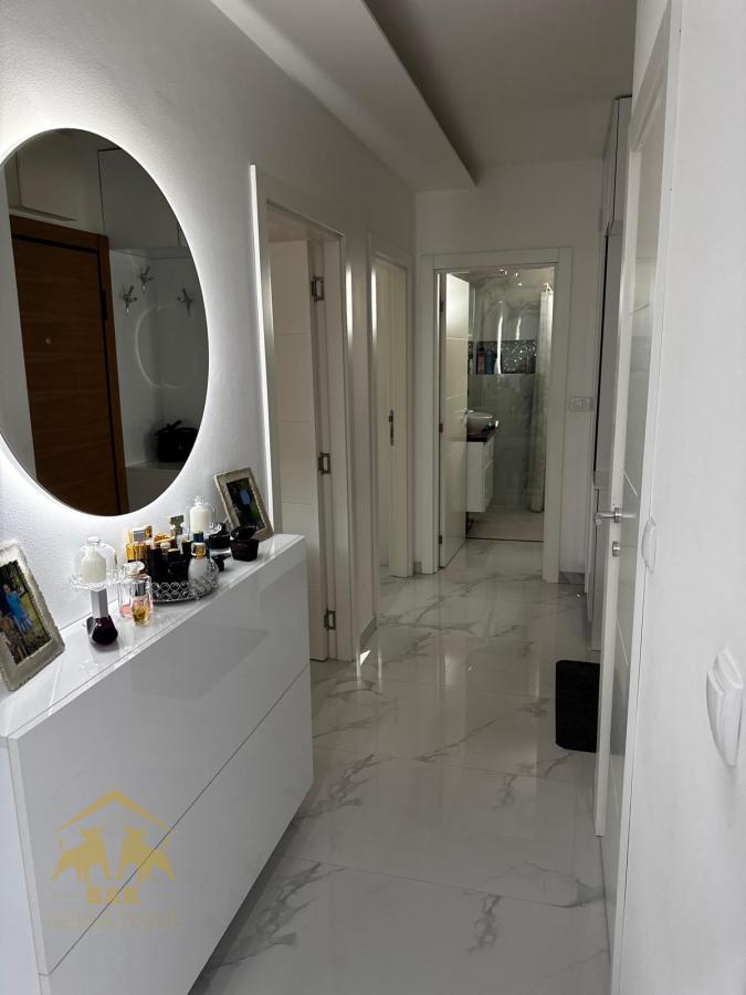 Lux dvoiposoban stan na Veterničkoj rampi