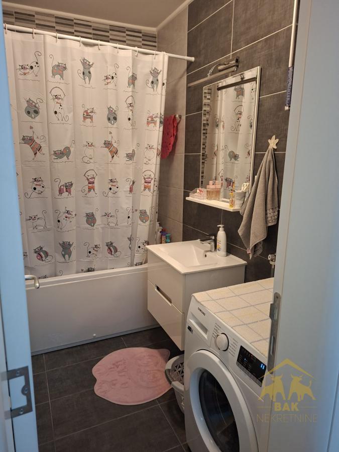 Moderan dupleks  na Novoj Detelinari