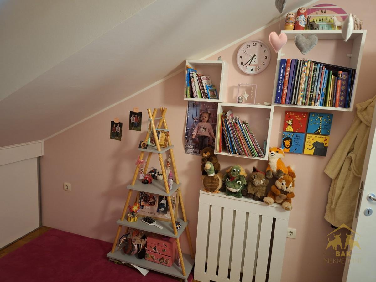 Moderan dupleks  na Novoj Detelinari