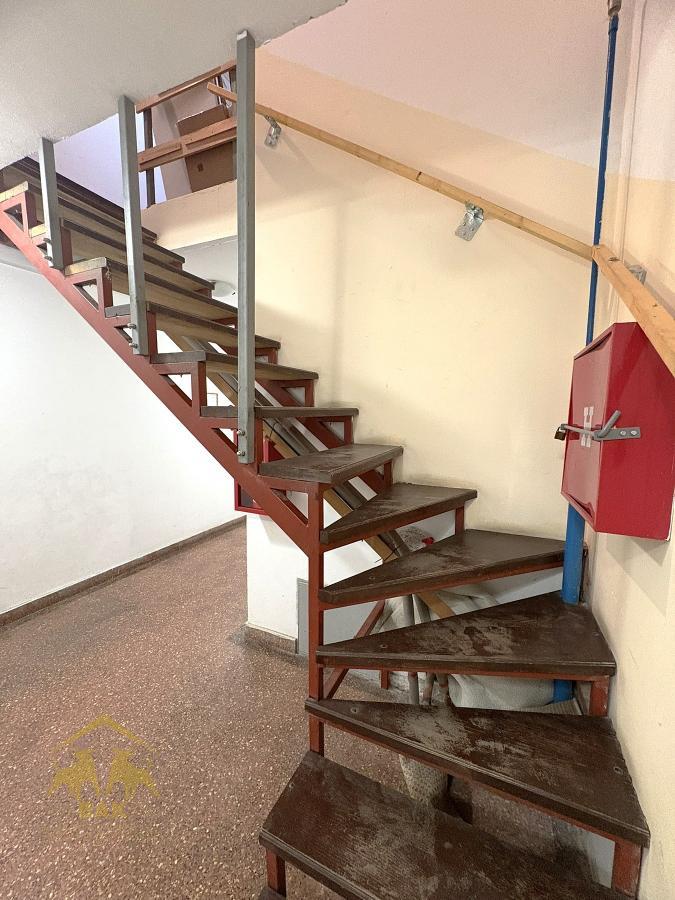 Moderna jednoiposoban stan na Novoj Detelinari!