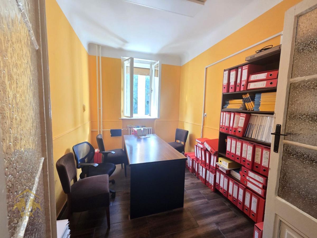 Odlican-cetvorosoban-salonski-stan-kod-Dunavskog-parka-12 Odličan četvorosoban salonski stan kod Dunavskog parka