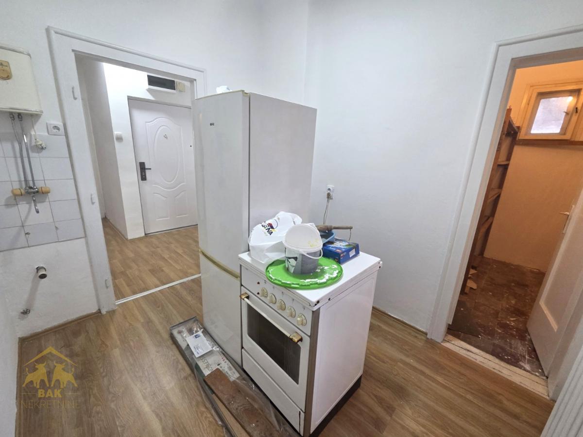 Odličan dvosoban stan u strogom centru Novog Sada