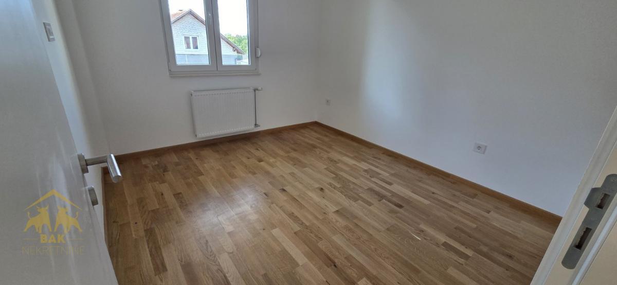 Odličan jedniposoban stan na Adicama