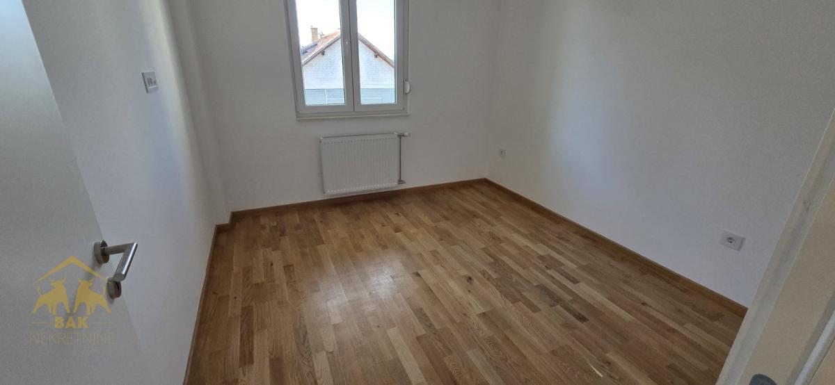 Odličan jedniposoban stan na Adicama