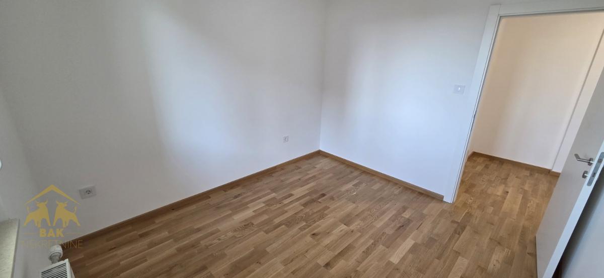 Odličan jedniposoban stan na Adicama