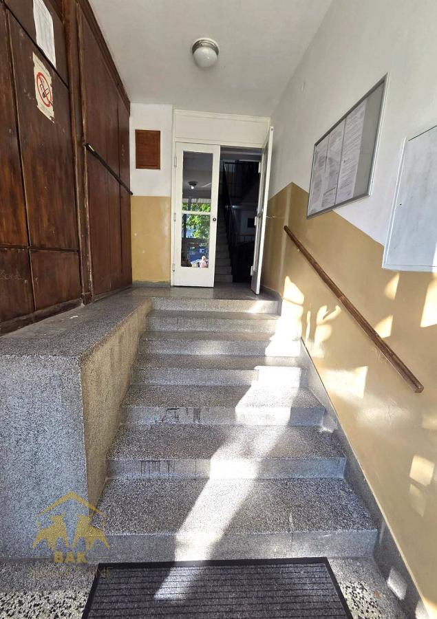 Odličan jednoiposoban stan na Satelitu u blizini pijace