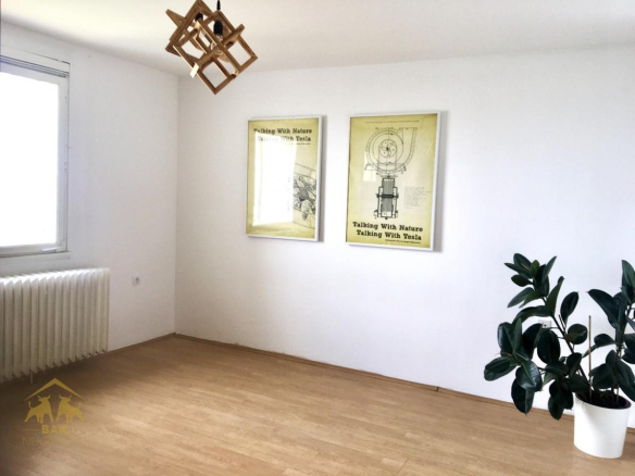 Odličan jednosoban stan na Limanu 3