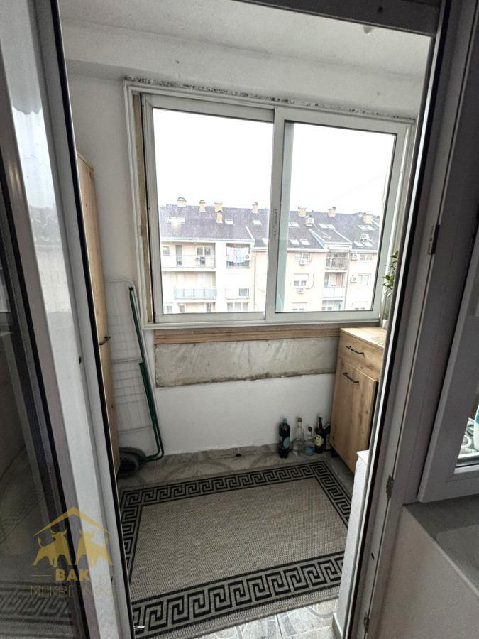 Odličan namešten trosoban DUPLEX na Novoj Detelinari