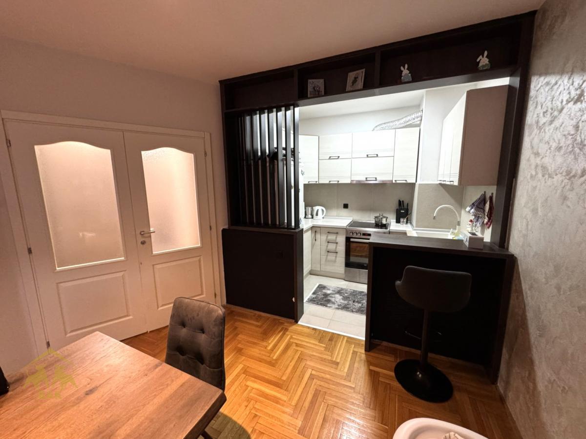 Odličan namešten trosoban DUPLEX na Novoj Detelinari