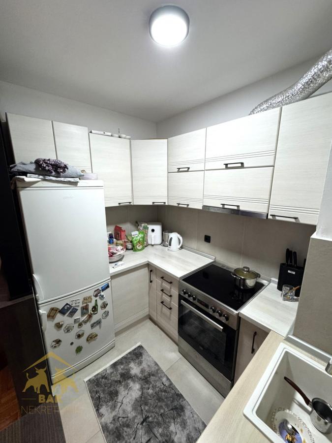 Odličan namešten trosoban DUPLEX na Novoj Detelinari