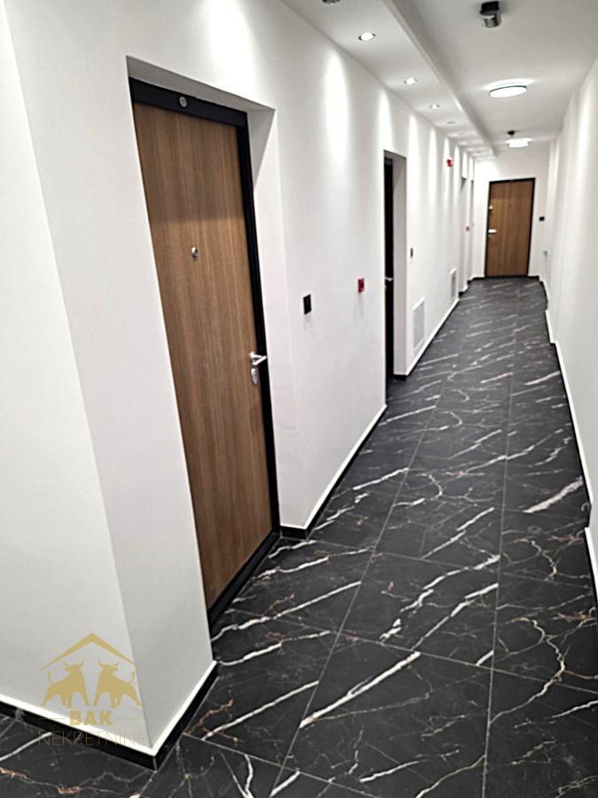 Odličan nov trosoban dupleks na Petrovaradinu