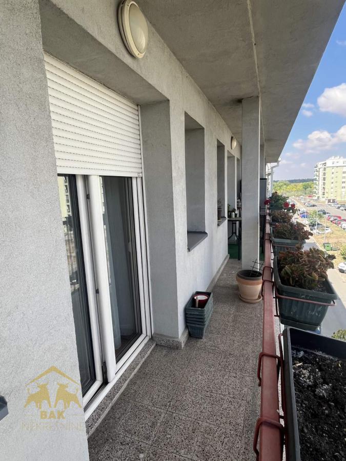 Odličan trosoban stan na Jugovićevu