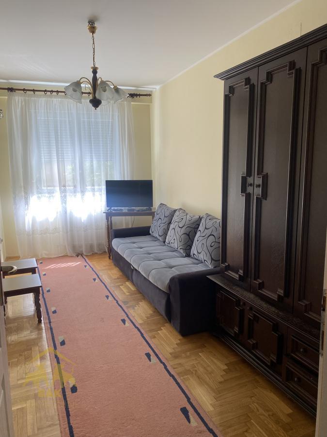 Odlican-trosoban-stan-za-izdavanje-na-Grbavici-3 Odličan trosoban stan za izdavanje na Grbavici