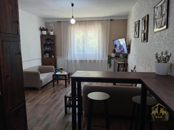 Odlična kuća na Veterničkoj rampi