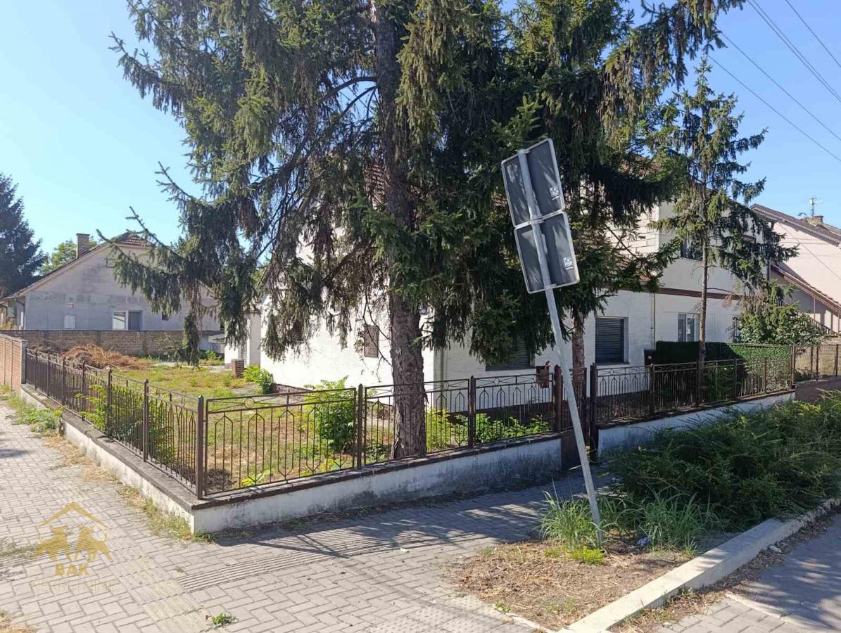 Porodična kuća sa placem na Klisi