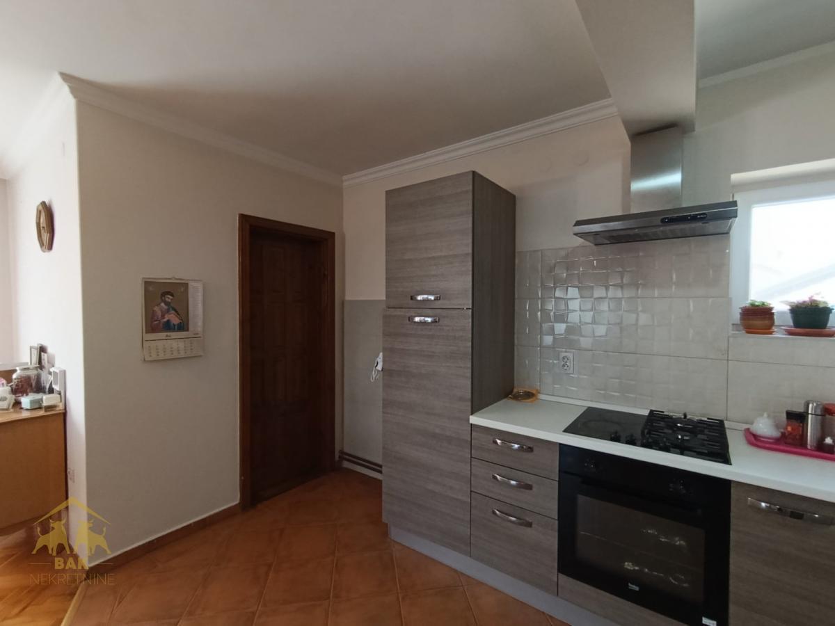 Porodična kuća u Veterniku