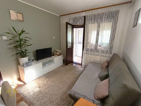 Porodična spratna kuća u Novom Futogu