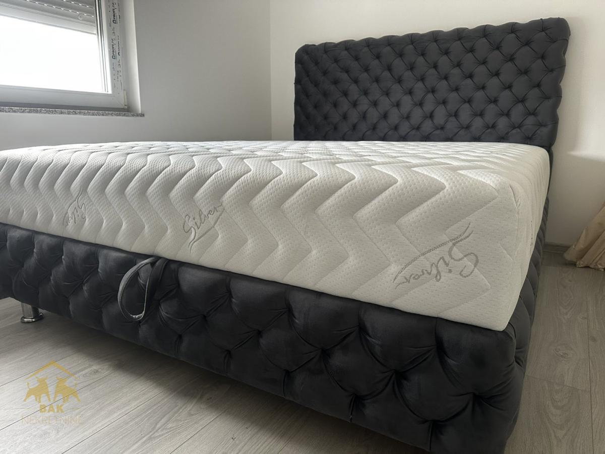 Prelepa vikend kuća sa bazenom u Indjiji
