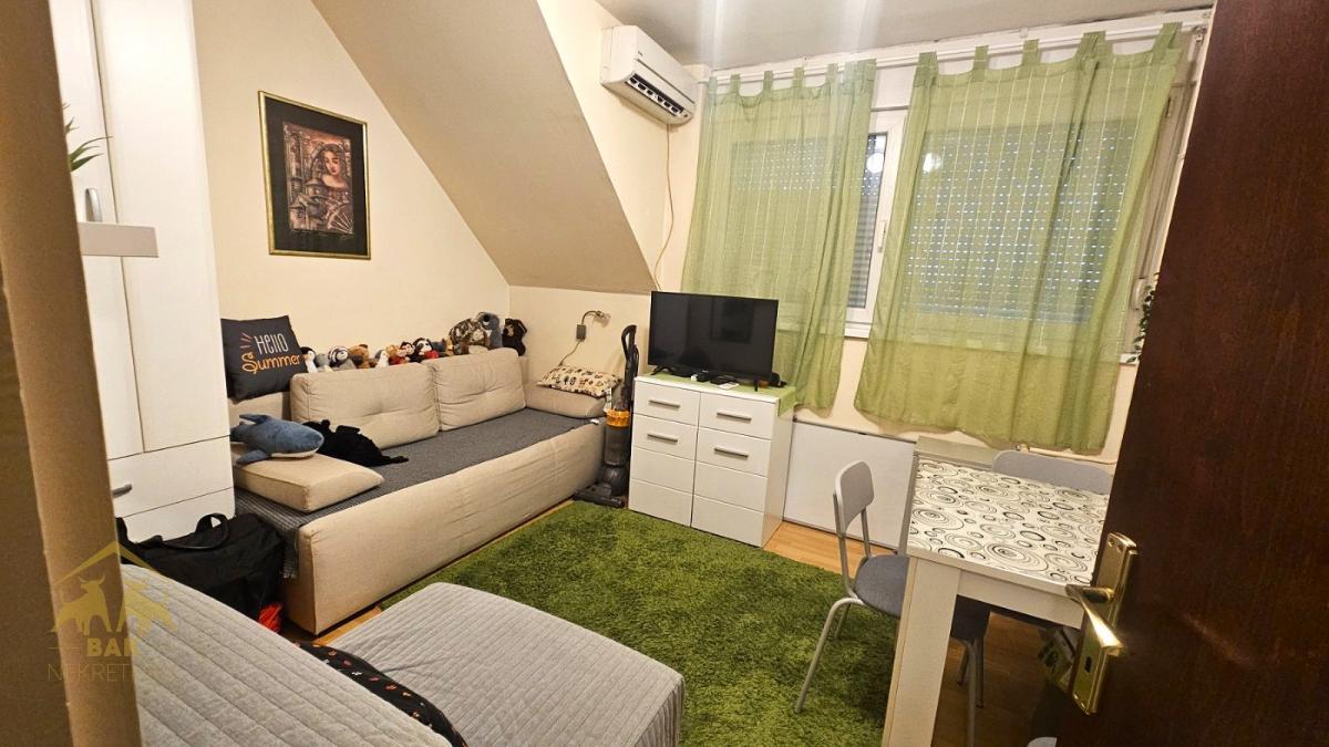 Super nameštena garsonjera na Bulevaru Oslobođenja